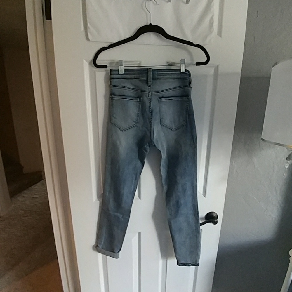 Distressed jeans - Picture 4 of 4